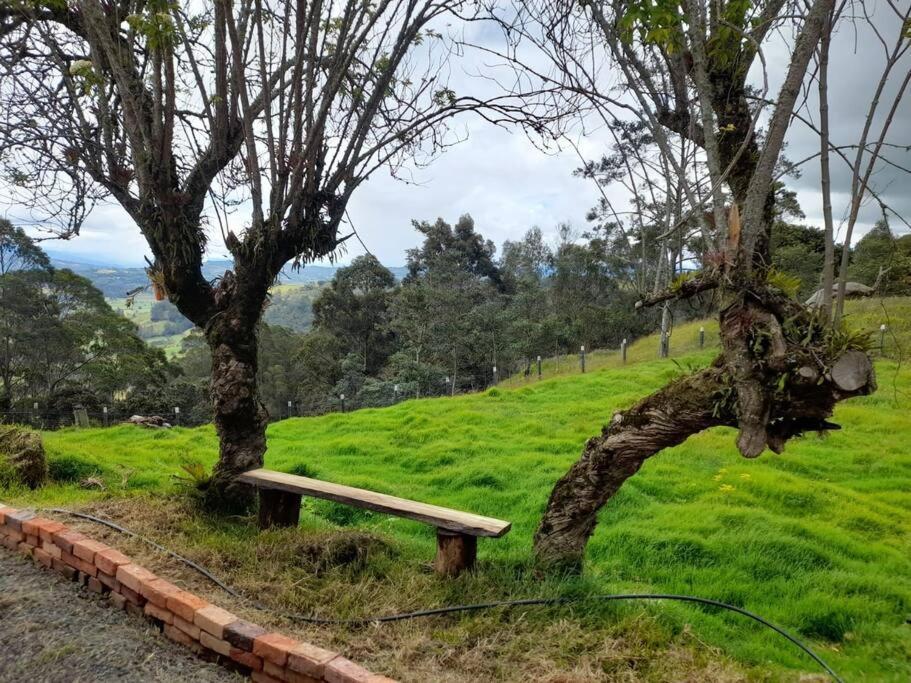 Hermosa Casa Campestre Moderna "Rancho La Marina" Chiquinquirá Zewnętrze zdjęcie