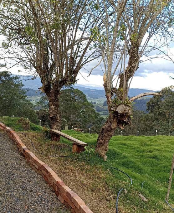 Hermosa Casa Campestre Moderna "Rancho La Marina" Chiquinquirá Zewnętrze zdjęcie